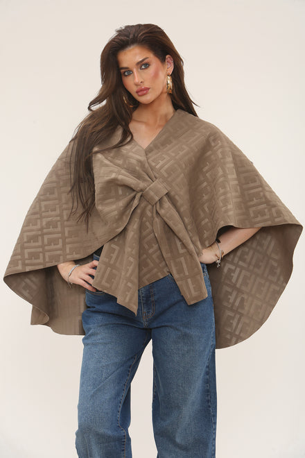 LOGO TEXTURED CAPE (15302298435968)