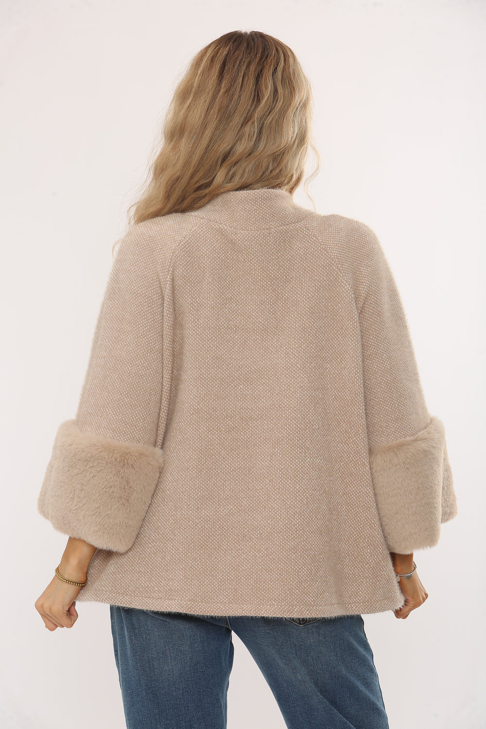 KNITTED FAUX FURR JACKET (15343610233216)