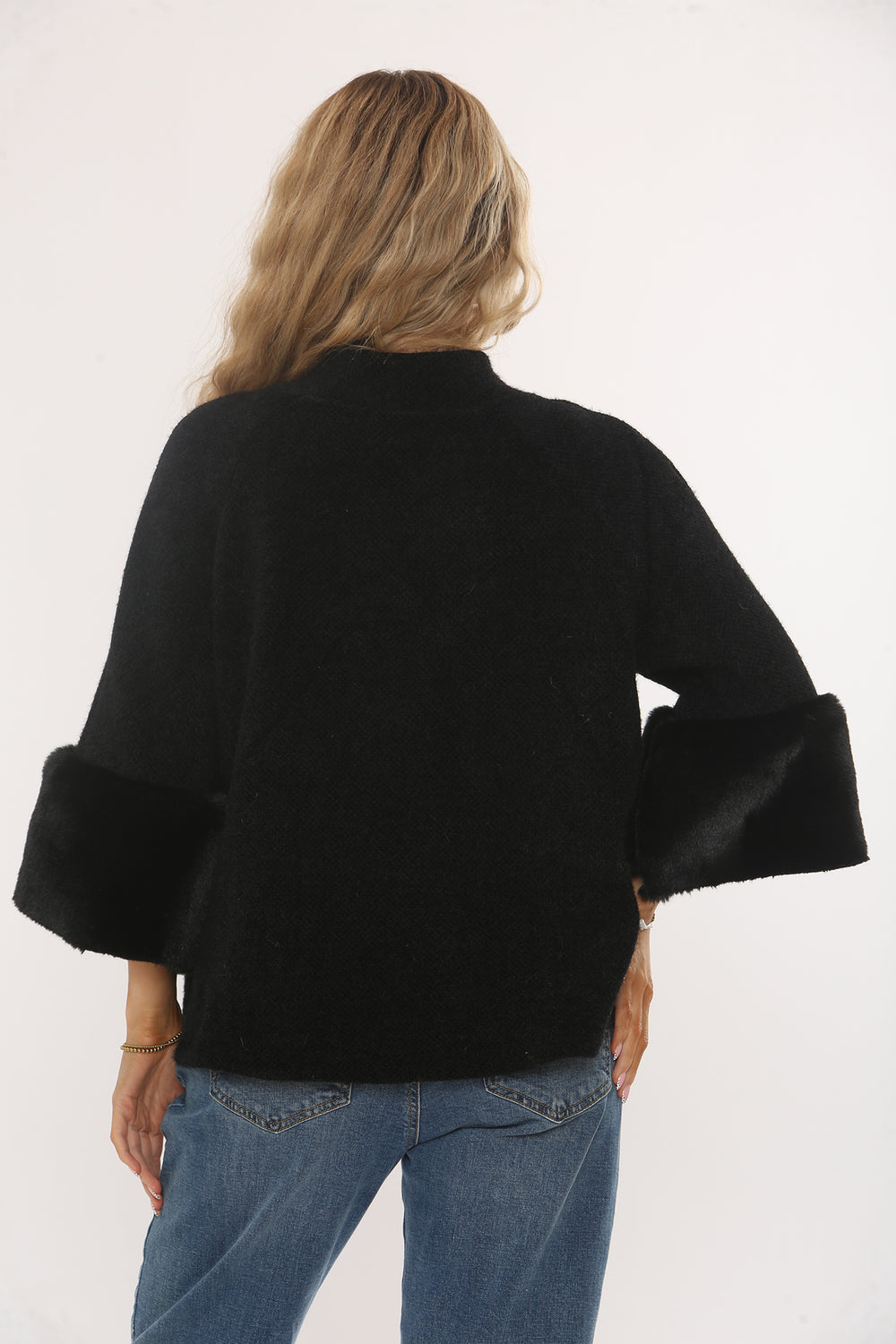 KNITTED FAUX FURR JACKET (15343606858112)