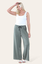 STRIPE JOGGERS (8667520106744) (8715408277752) (8745769140472)