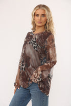 GRAPHIC PRINT TULLE LONG SLEEVE TOP (15347134857600)