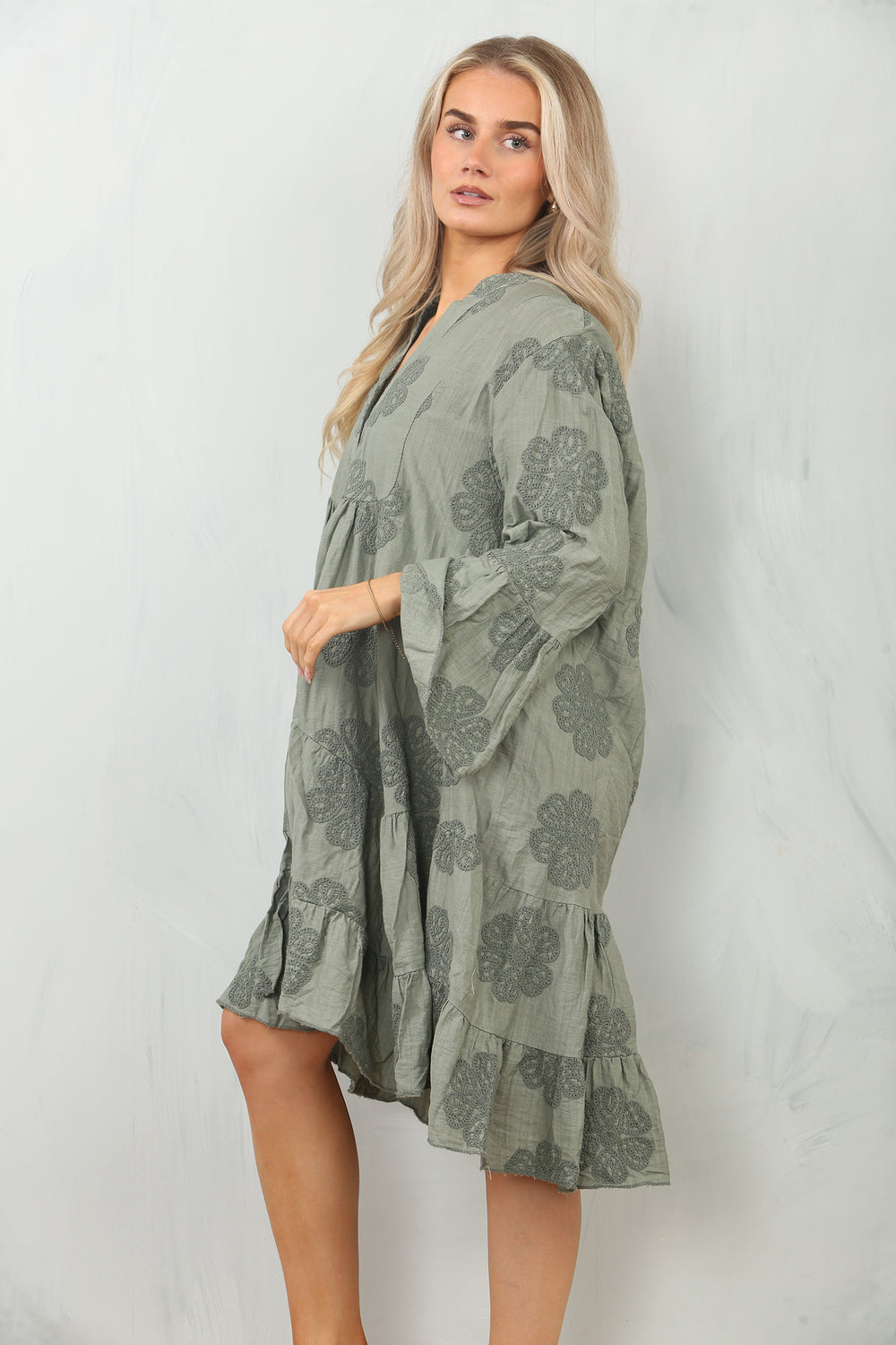 FLORAL EMDROIDERED SMOCK DRESS (15148450349440)