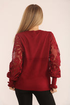 LACE SLEEVE JUMPER