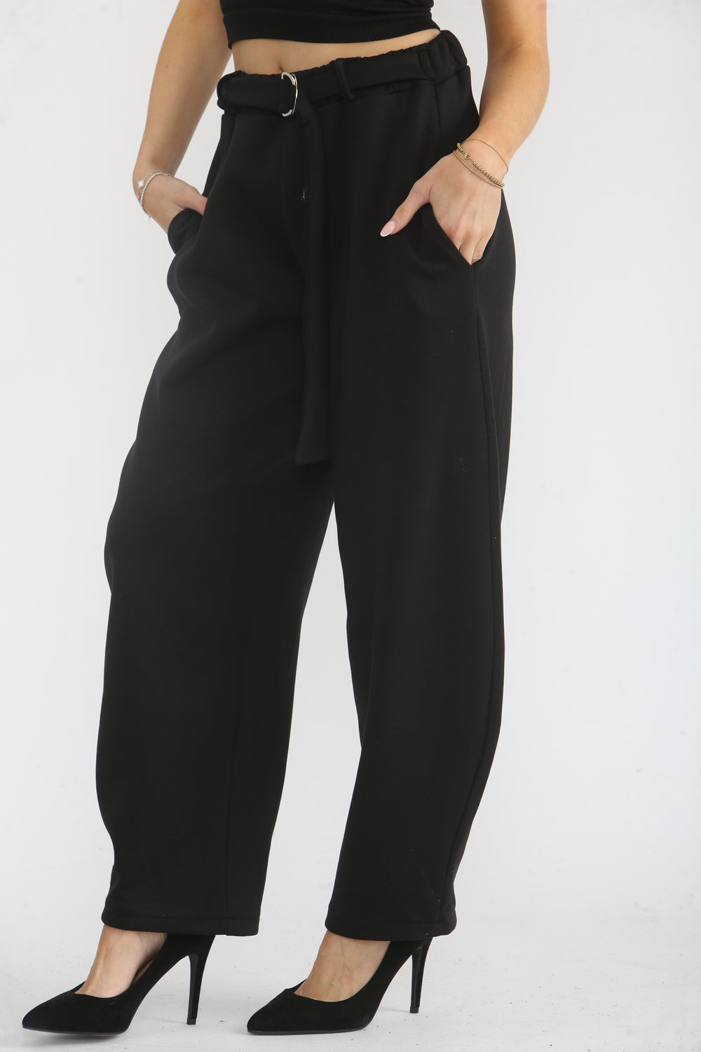 BELTED BARREL TROUSER