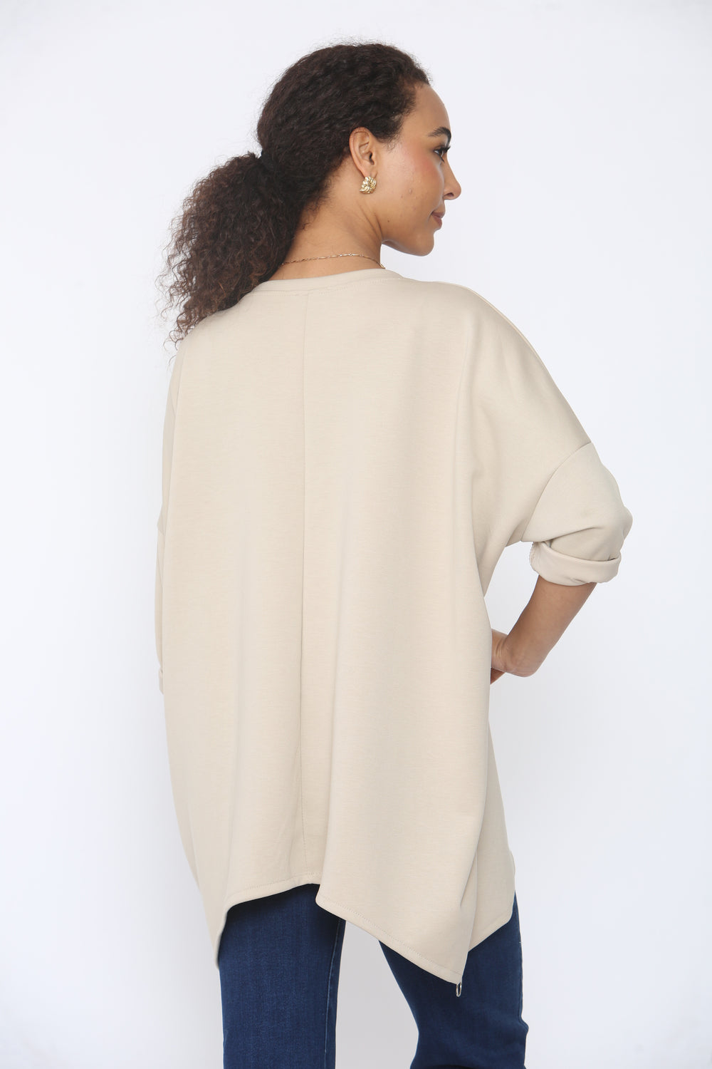 OVERSIZED HEART PATCH SWEAT SHIRT