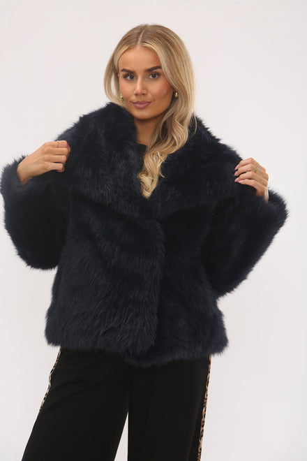FAUX FURR COAT (15324448719232) (15349956477312)