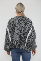 LEOPARD KNITTED SLEEVE SWEAT