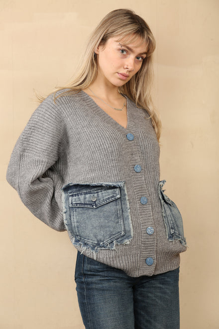 DENIM POCKET CARDIGAN (14779360936320)