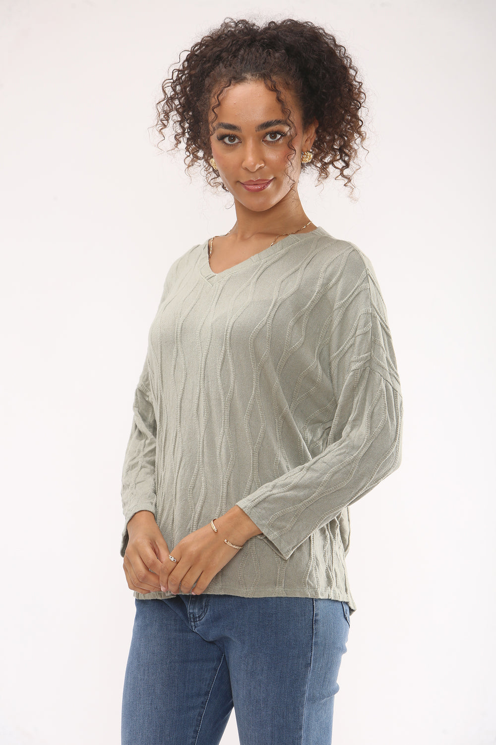 CABLE PATTERN V-NECK JUMPER (15329481490816)
