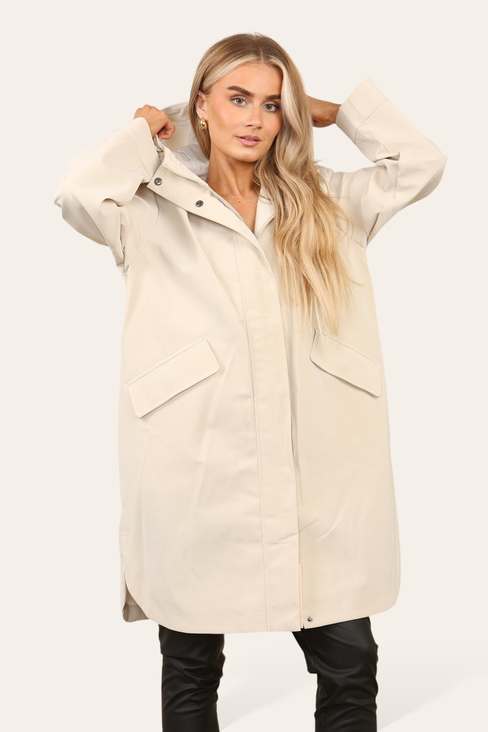 OVERSIZED POCKET DETAIL RAIN COAT (8725782954232) (8750120501496) (15298682225024)