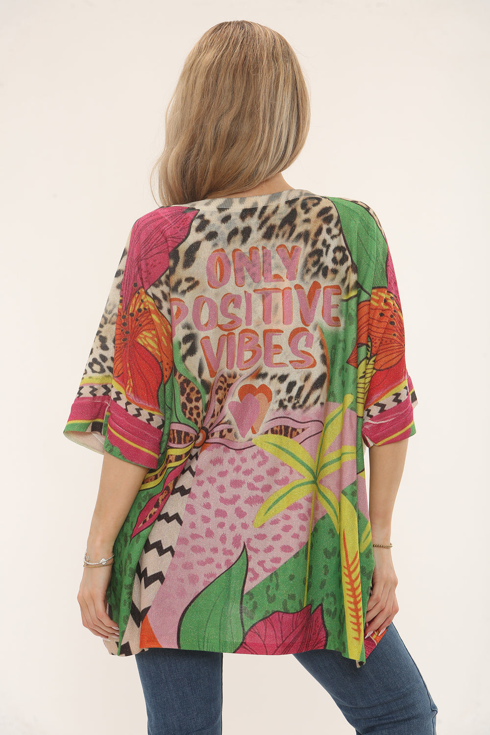 OVERSIZED PRINTED  GLITTER V-NECK  TOP (15247252488576) (15250228085120)