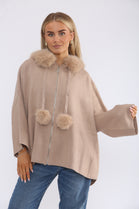 ZIP DETAIL FUR STRINGWITH FUR HOODIE (15368187543936)