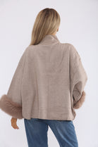 ZIP-UP JACKET WITH FURR CUFFS (15368128332160)