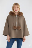 ZIP DETAIL FUR STRINGWITH FUR HOODIE (15368256749952)